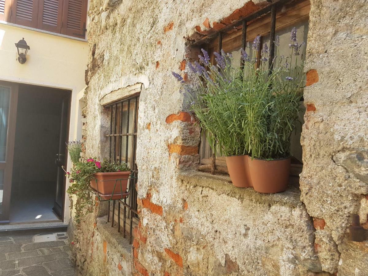 A Casa Di Sole Apartamento Brovello-Carpugnino Exterior foto
